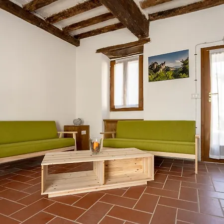 Borgo Dei Sassi Di Roccamalatina - Room&breakfast