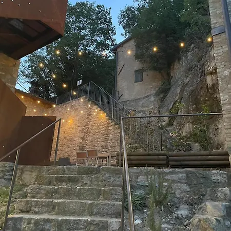 Borgo Dei Sassi Di Roccamalatina - Room&breakfast Rocca Malatina