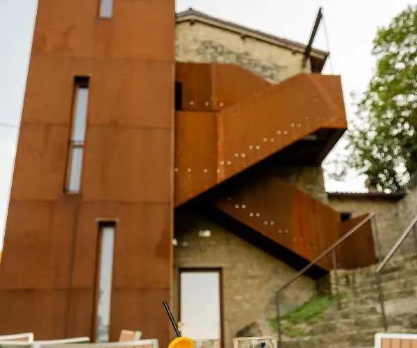 Borgo Dei Sassi Di Roccamalatina - And Breakfast 3* Rocca Malatina