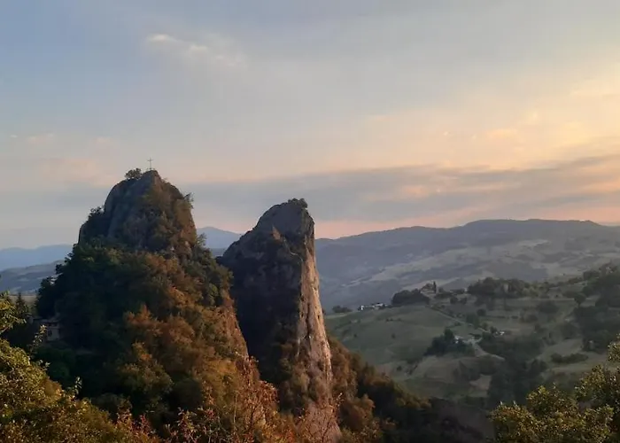 Penzion Borgo Dei Sassi Di Roccamalatina - And Breakfast 3*