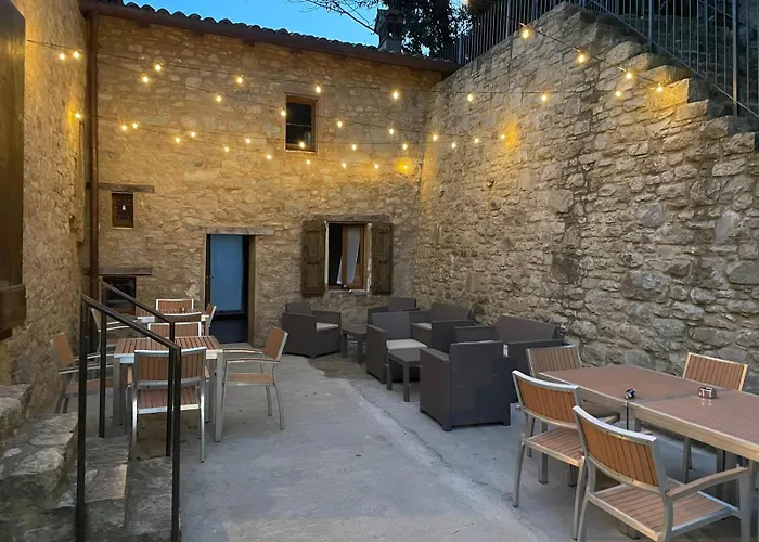 Borgo Dei Sassi Di Roccamalatina - And Breakfast 3*